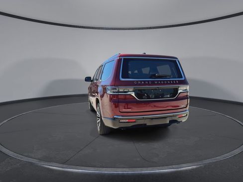 Used 2023 Jeep Grand Wagoneer Series III AWD/4WD image 7