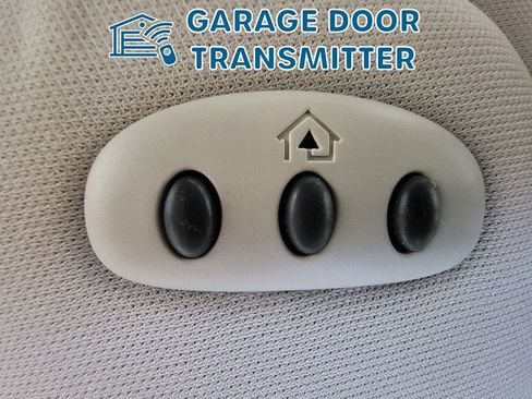 Used 2020 Ford Fusion Energi Titanium FWD image 30