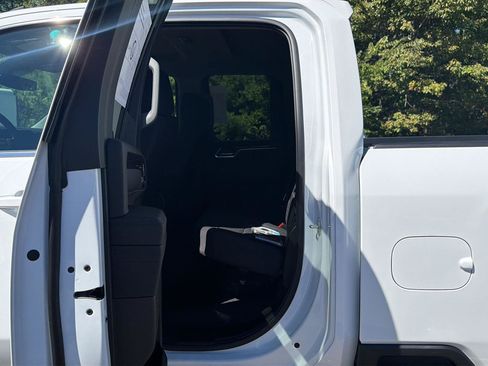New 2026 GMC Sierra 2500 SLE w/ SLE Value Package; AWD/4WD image 14