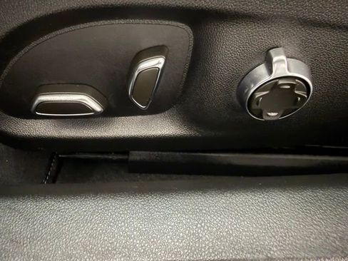 Used 2022 Cadillac CT5 V w/ LPO, ONYX Package image 29