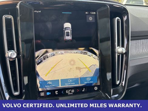 Certified 2025 Volvo XC40 B5 Core image 20
