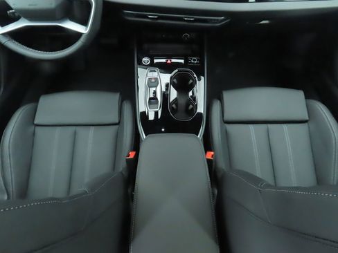 Used 2025 Audi A5 2.0T Premium w/ Premium Plus AWD/4WD image 19