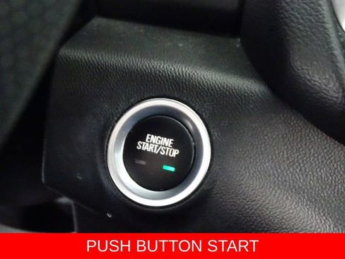 Used 2023 GMC Terrain SLE w/ Driver Convenience Package AWD/4WD image 9