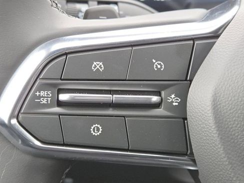 New 2026 Chevrolet Equinox LT w/ Convenience Package II image 13