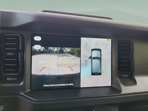 New 2025 Ford Bronco Badlands image 29