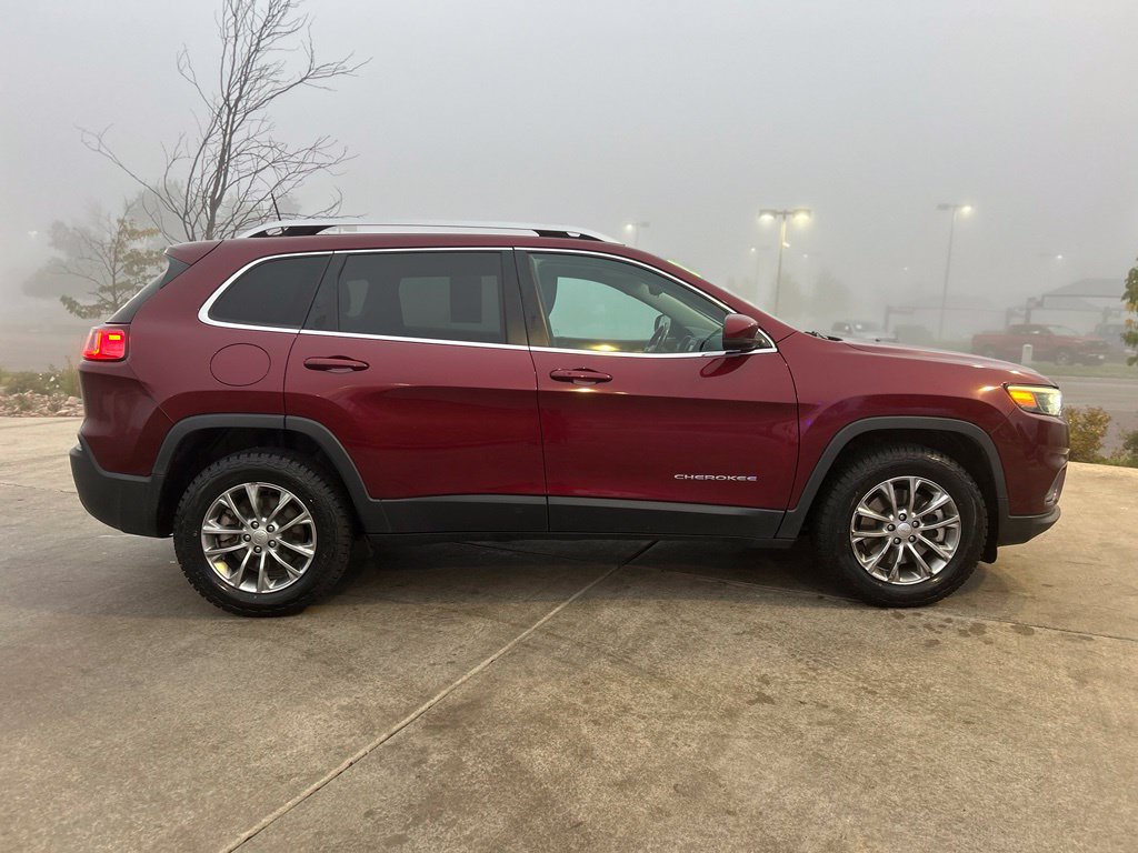 Used 2021 Jeep Cherokee Latitude Lux AWD/4WD image 9