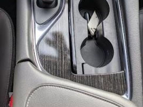 Used 2021 Buick Enclave Avenir image 12