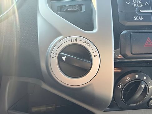 Used 2012 Toyota Tacoma 4x4 Double Cab w/ TRD Sport Pkg image 17