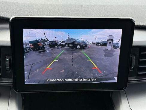 Certified 2023 Ford Explorer XLT image 13