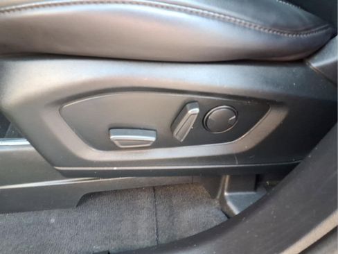 Used 2022 Ford Explorer XLT w/ Equipment Group 202A image 15