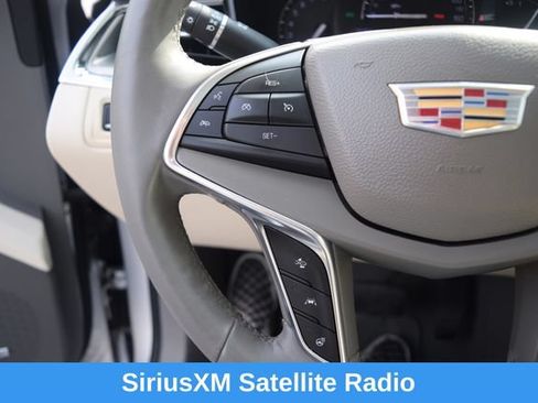 Used 2017 Cadillac XT5 Luxury w/ Driver Awareness Package FWD image 6