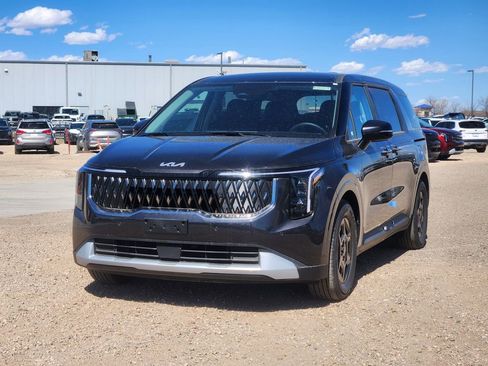 New 2026 Kia Carnival image 4