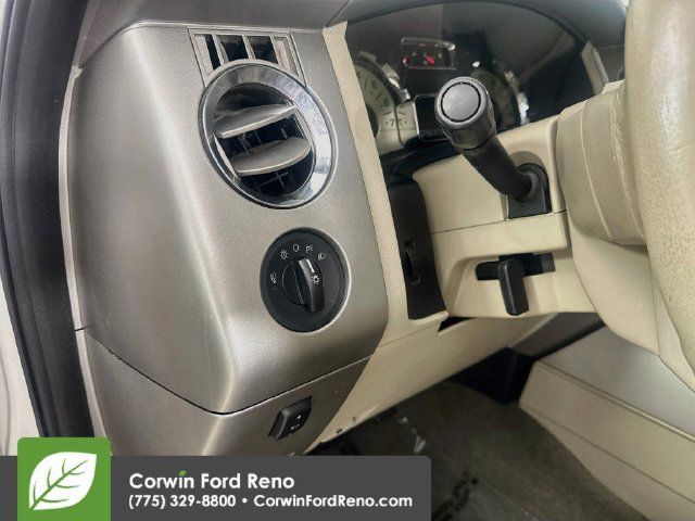 Used 2013 Ford Expedition EL Limited AWD/4WD image 13