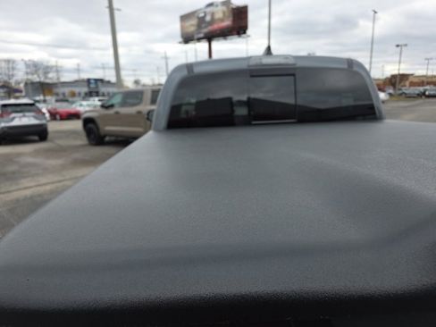 Used 2023 Toyota Tacoma TRD Sport image 6