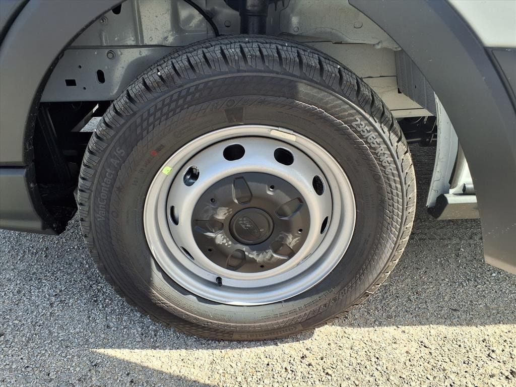 New 2026 Ford Transit 250 148 High Roof RWD image 23
