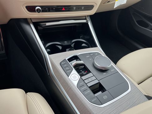 New 2026 BMW 330i Sedan w/ M Sport Package image 12