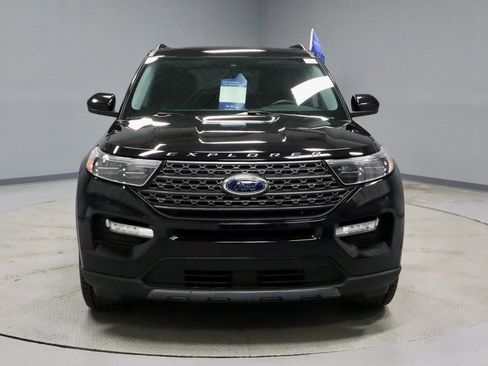 Certified 2023 Ford Explorer XLT w/ Equipment Group 202A image 8