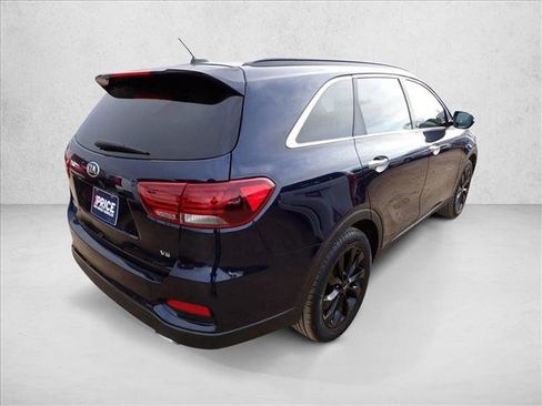 Used 2020 Kia Sorento S image 4