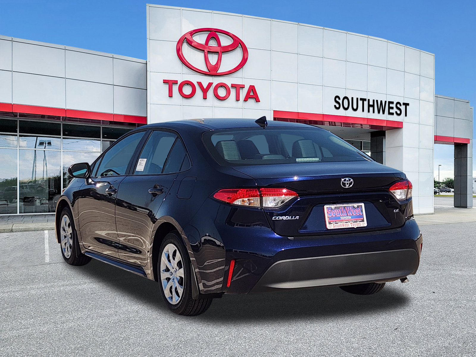 New 2027 Toyota Corolla LE FWD image 4