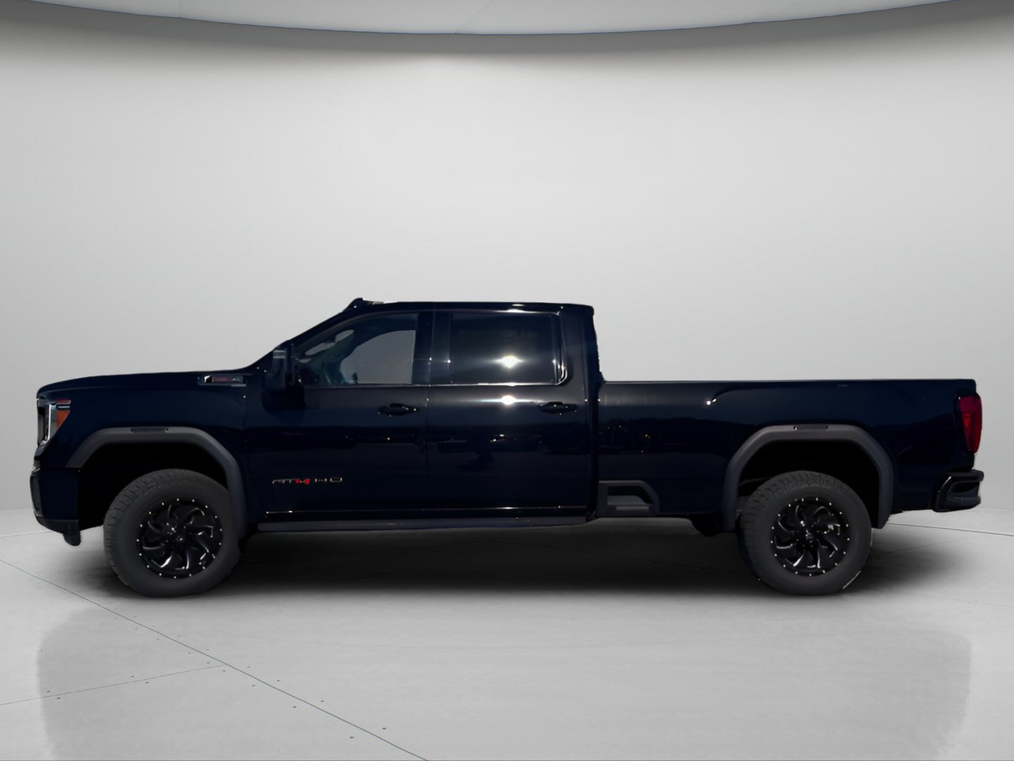 Used 2022 GMC Sierra 2500 AT4 w/ AT4 Premium Plus Package AWD/4WD image 12