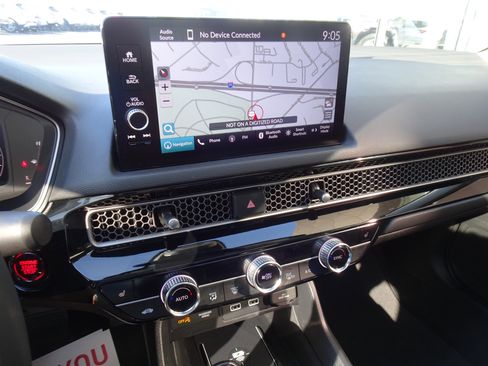 Used 2023 Honda Civic Touring image 19