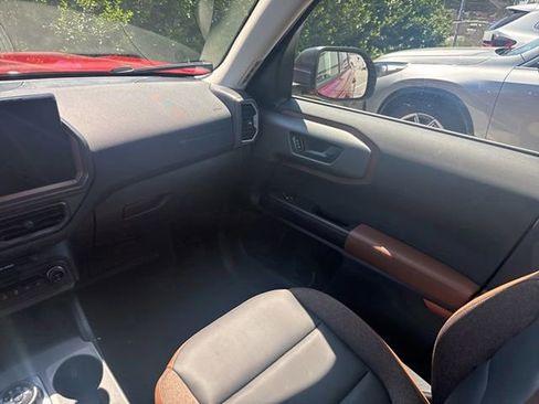 Used 2025 Ford Bronco Sport Outer Banks w/ Outer Banks Tech Package+ AWD/4WD image 18