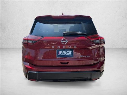 Used 2024 Nissan Rogue SV AWD/4WD image 7