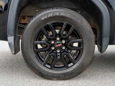 Used 2019 GMC Sierra 1500 Elevation w/ Elevation Value Package AWD/4WD image 33