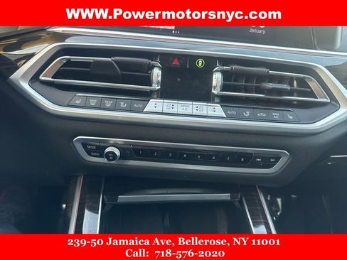 Used 2021 BMW X7 xDrive40i w/ Parking Assistance Package image 44