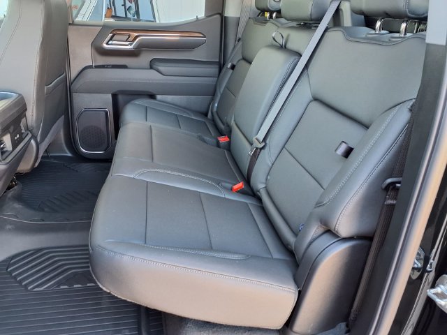 New 2026 Chevrolet Silverado 1500 RST w/ Texas Edition Plus AWD/4WD image 9
