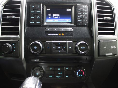 Used 2016 Ford F150 XLT w/ Equipment Group 301A Mid AWD/4WD image 17