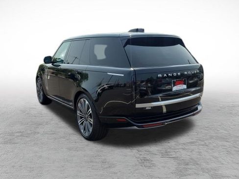 Used 2024 Land Rover Range Rover Autobiography AWD/4WD image 5