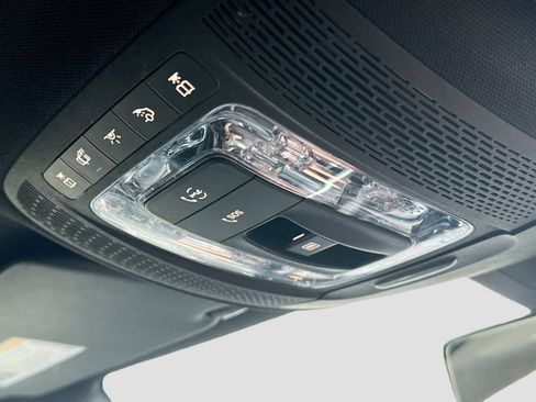 Used 2020 Mercedes-Benz CLA 250 image 36