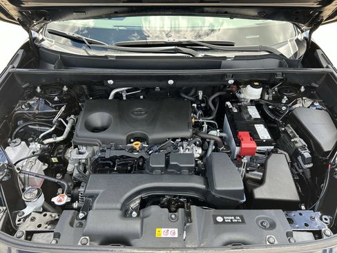 Certified 2025 Toyota RAV4 XLE AWD/4WD image 12