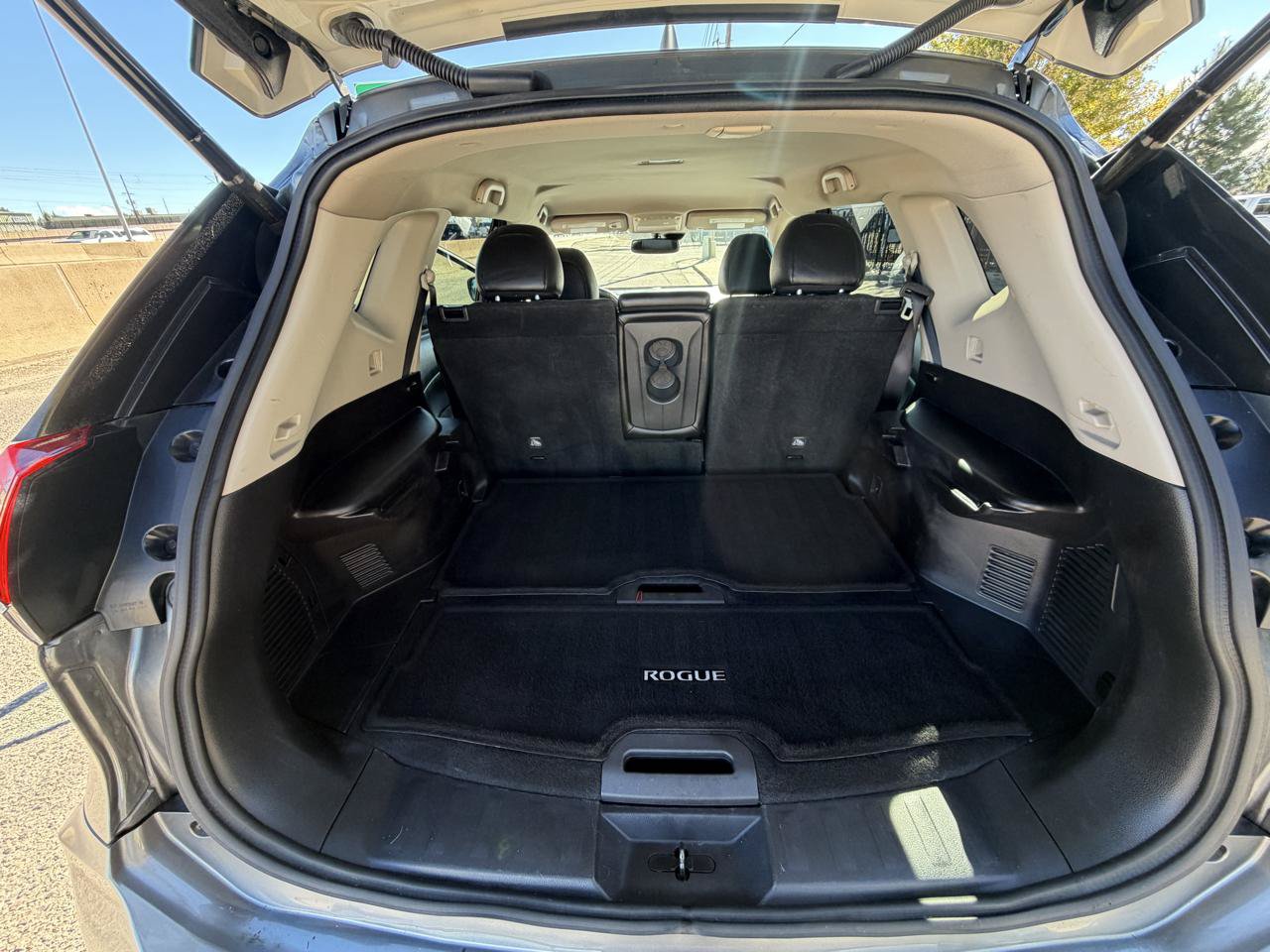 Used 2020 Nissan Rogue SL AWD/4WD image 8