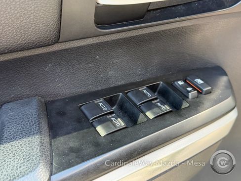 Used 2017 Toyota Tundra SR5 w/ SR5 Upgrade Package RWD image 13