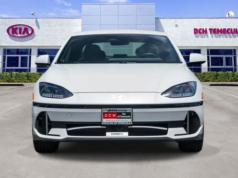 Used 2023 Hyundai Ioniq 6 SEL RWD image 2