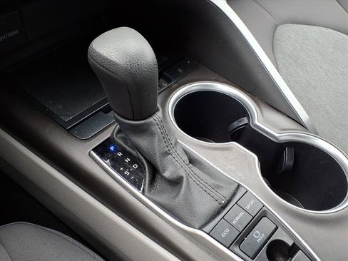 Certified 2023 Toyota Camry LE image 17