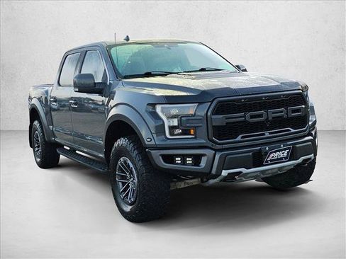 Used 2020 Ford F150 Raptor w/ Equipment Group 802A Luxury AWD/4WD image 3