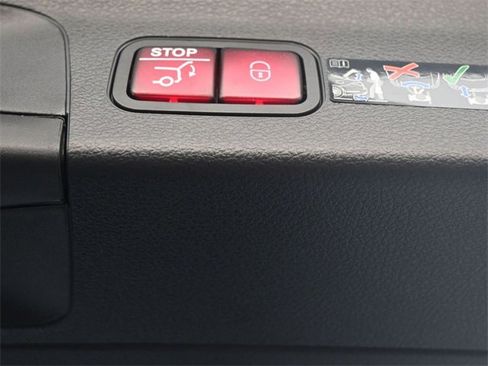 New 2025 Mercedes-Benz GLS 450 4MATIC image 16