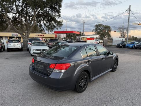 Used 2014 Subaru Legacy 2.5i image 3