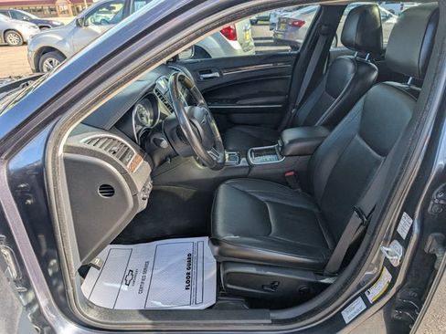 Used 2016 Chrysler 300 C AWD/4WD image 11