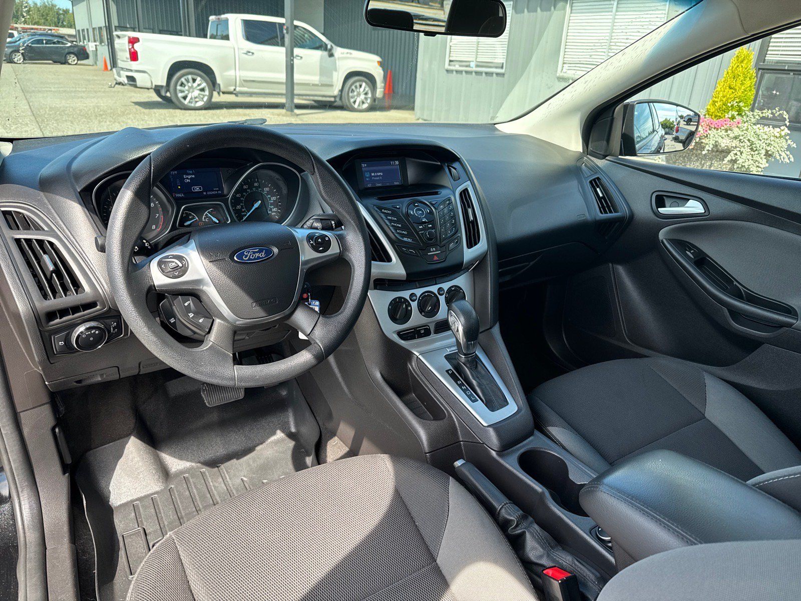 Used 2014 Ford Focus SE FWD image 8