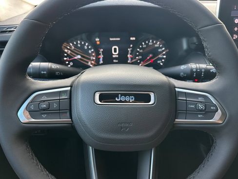 New 2026 Jeep Compass Latitude AWD/4WD image 19
