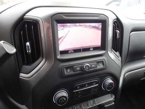 Certified 2022 Chevrolet Silverado 1500 Custom AWD/4WD image 18