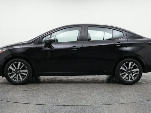 Used 2025 Nissan Versa SV FWD image 5