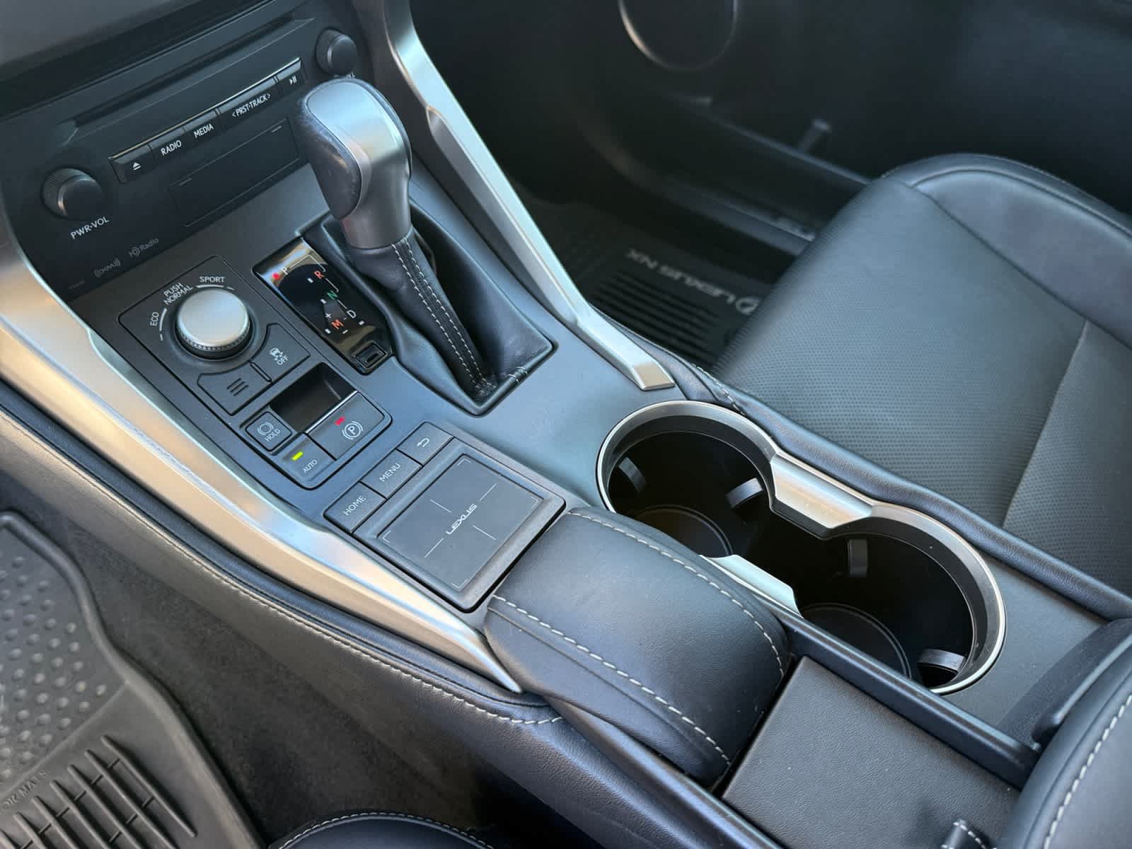 Used 2016 Lexus NX 200t FWD w/ Luxury Package image 21