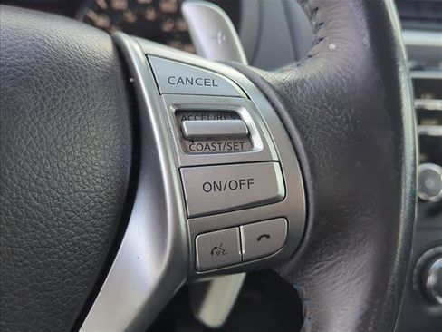 Used 2017 Nissan Altima 2.5 SR image 15