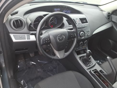 Used 2013 MAZDA MAZDA3 i Touring FWD image 16