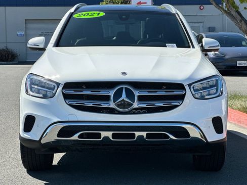 Used 2021 Mercedes-Benz GLC 300 4MATIC w/ Premium Package image 8